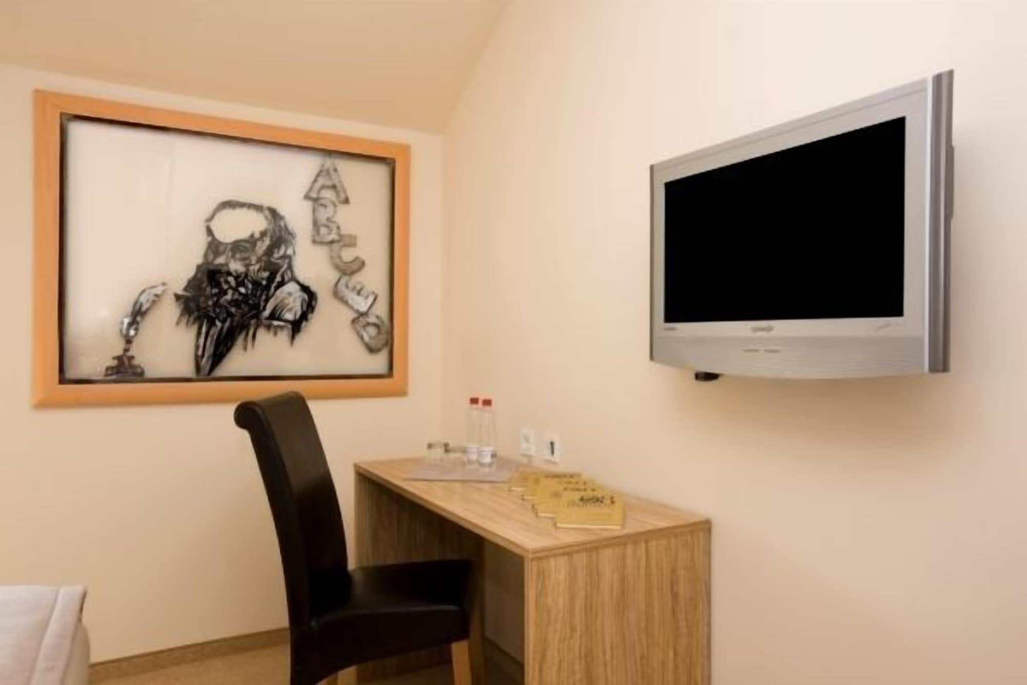 Ambient Hotel Domžale Kültér fotó