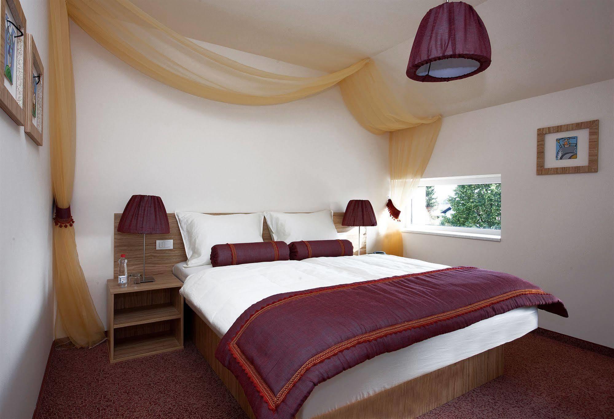 Ambient Hotel Domžale Szoba fotó